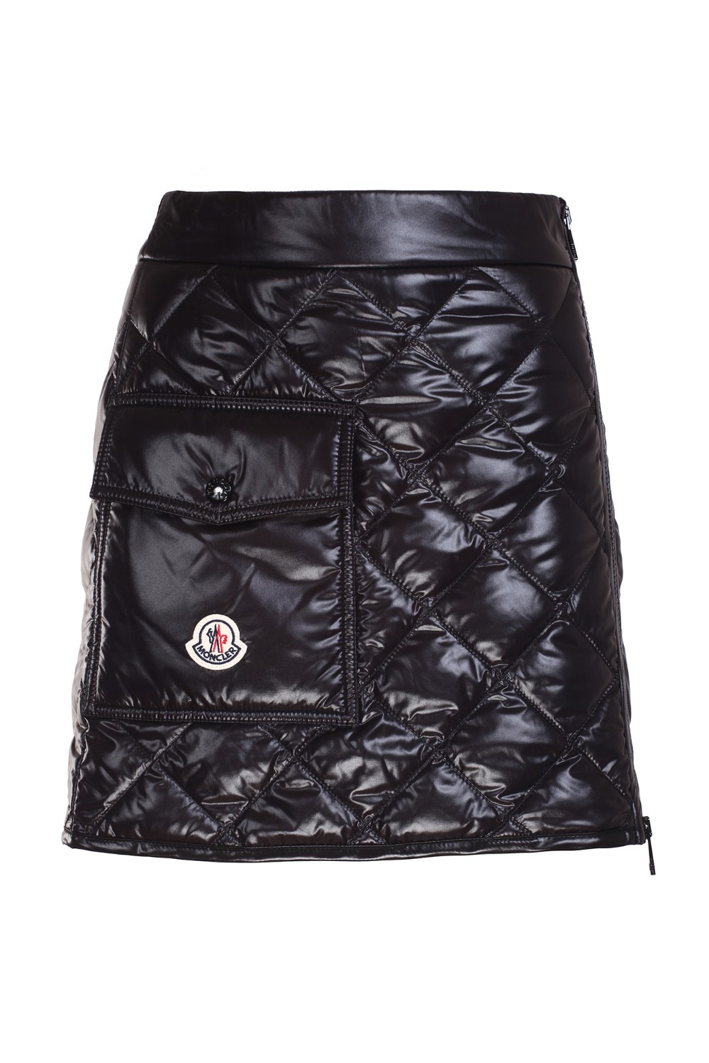 shop MONCLER Saldi Gonna: Moncler gonna imbottita.
Realizzata in nylon léger lucido.
Imbottitura termica e trapuntatura a rombi.
Chiusura con zip.
Tasca con bottone a pressione e logo in feltro.
Vestibilità regolare.
Composizione: 100% Poliammide.
Fabbricato in Ungheria.. 2D00012 68950-999 number 3097171